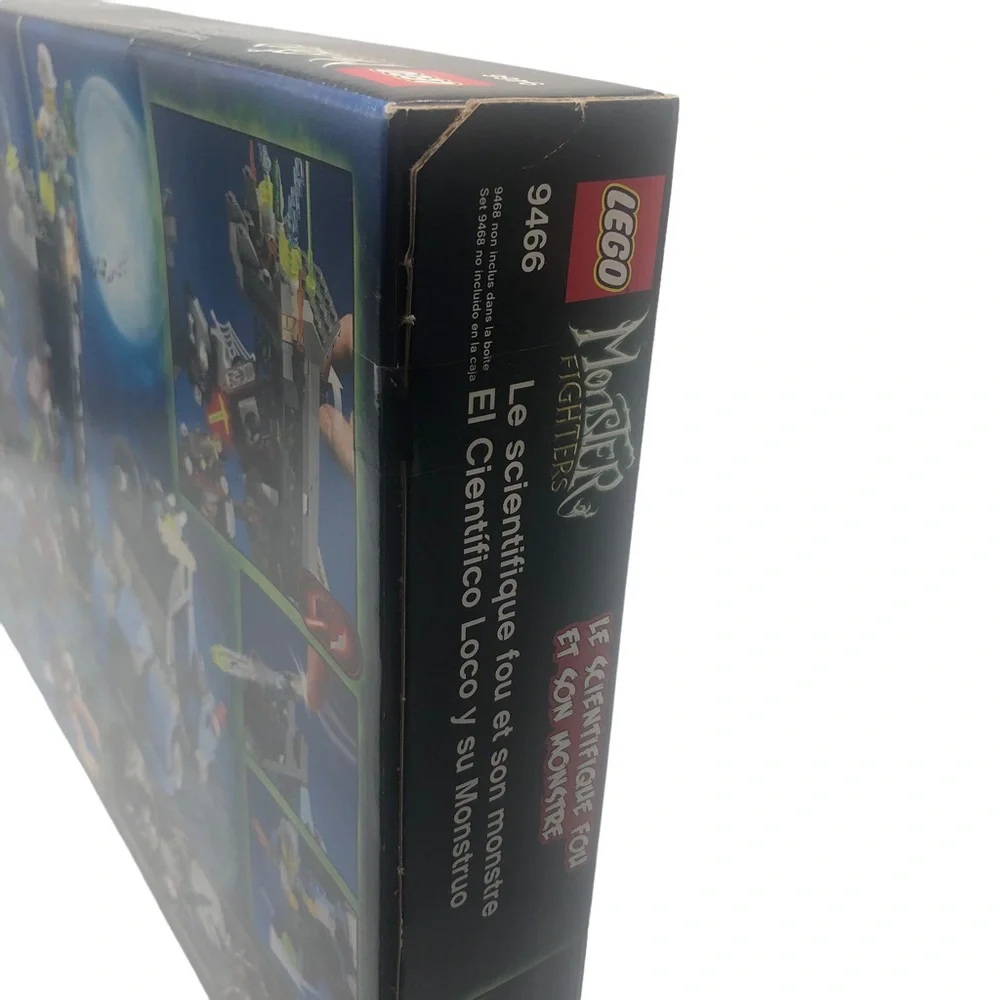 Lego 9466 Monster Fighters Crazy Scientist & His Monster Retired